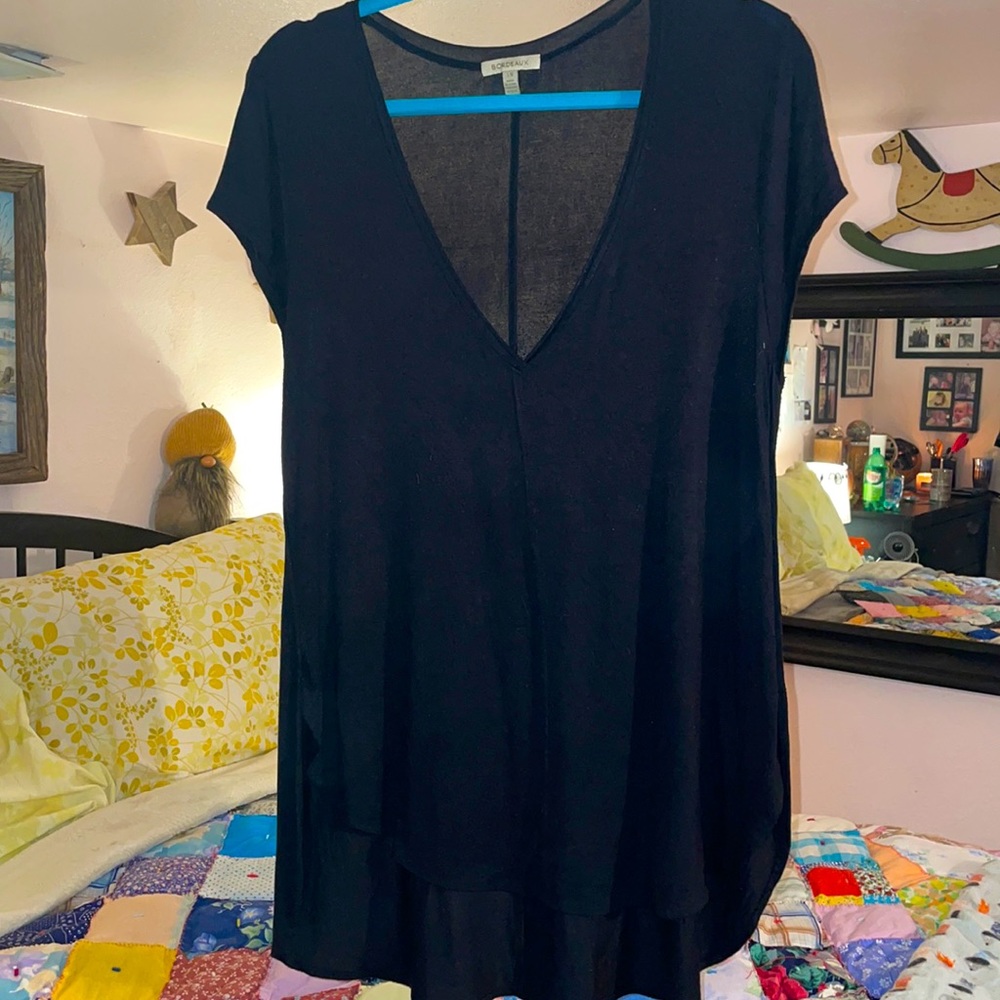 Black Bordeaux Top - EUC - Size Large